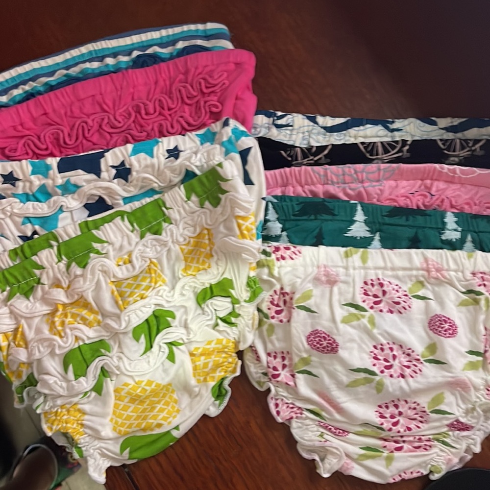 Kickee pants Bundle of 9 bloomers printed